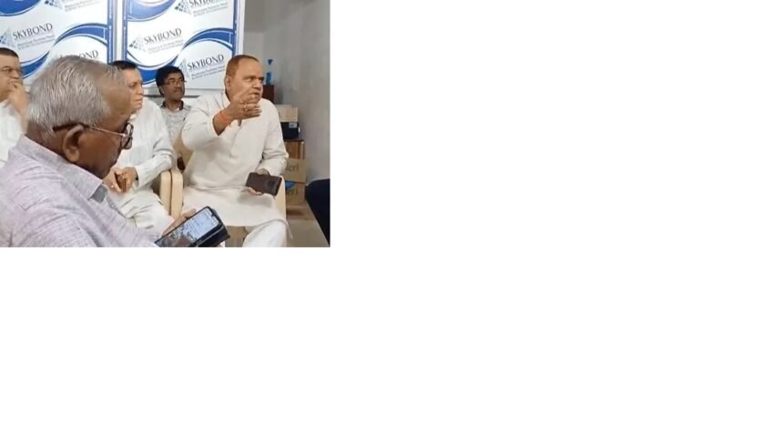 डीजीपी विनय कुमार ने गया में पुलिसकर्मियों की लगाई क्लास थाने में बैठने से नहीं सड़क पर उतरने से सुधरेगी विधि व्यवस्था 1