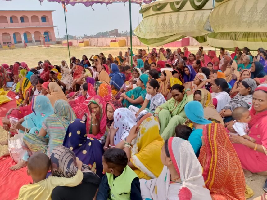 महिला संवाद कार्यक्रम में बड़ी संख्या में शामिल हुई महिलाएं 1