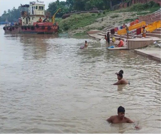 गंगा का जलस्तर खतरे के निशान के पास पहुंचा बाढ़ आने की स्थिति में मुंगेर में 1,70,000 परिवार हो सकते है प्रभावित 1