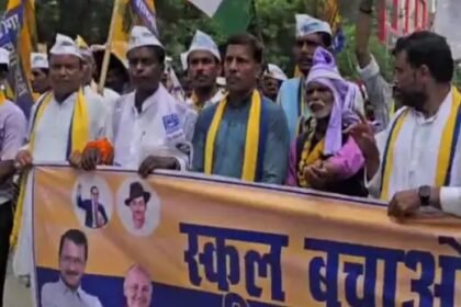 छपरा पहुंची आप की केजरीवाल जनसंपर्क यात्रा 5
