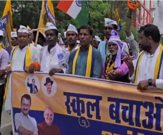 छपरा पहुंची आप की केजरीवाल जनसंपर्क यात्रा 1