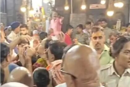 पितृ पक्ष मेले में 5 चोर पकड़ाए 11