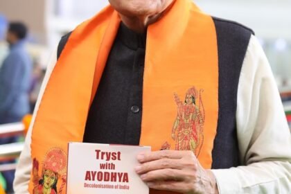 क्या आधार,पैन,वोटर कार्ड और पासपोर्ट का भी बहिष्कार करेंगे? 3