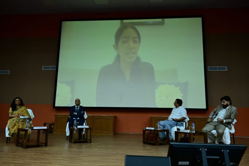 युवा AI उद्यमी शाम्भवी शर्मा ने CIMP के छात्रों को दिया नवाचार और भविष्य की तकनीकों का संदेश 3 युवा AI उद्यमी शाम्भवी शर्मा ने CIMP के छात्रों को दिया नवाचार और भविष्य की तकनीकों का संदेश 2