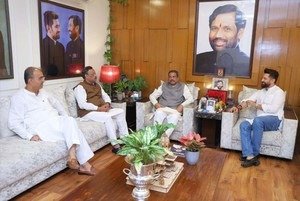 Bihar Election 2025: चिराग पासवान ने बढ़ाई NDA की मुश्किलें — 35 सीटों की जिद से सियासत में गरमी, बोले “सही समय पर होगा खुलासा” 1