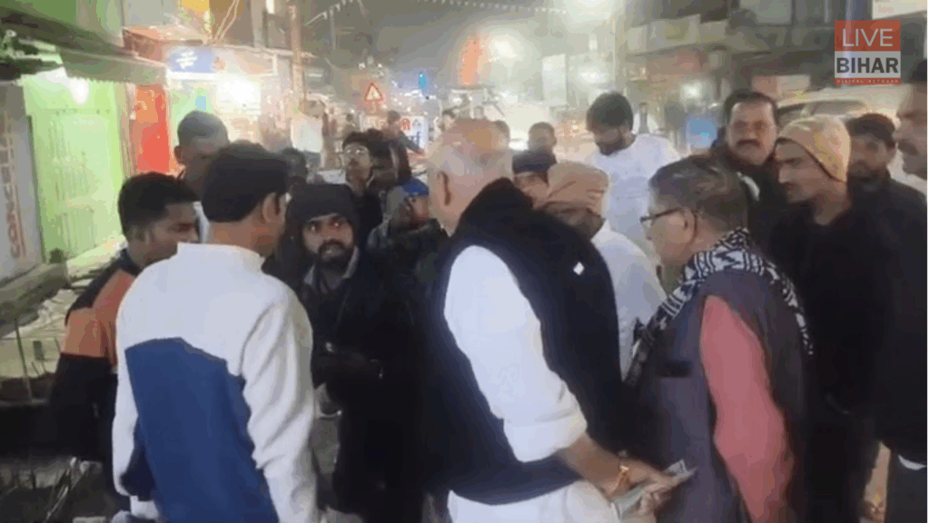 Bihar News: मधेपुरा में मजदूर को थप्पड़ मारने के मामले में RJD विधायक पर FIR, बढ़ी मुश्किलें 1