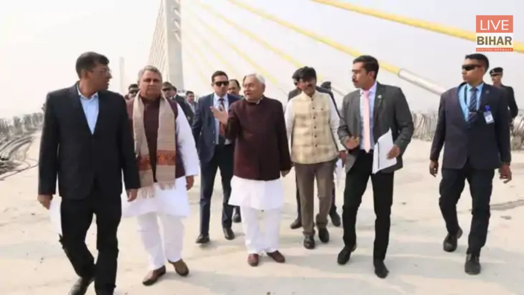 Nitish Kumar 6 Lane Ganga Bridge: 7 बड़े अपडेट—नीतीश ने कच्ची दरगाह–बिदुपुर सिक्स लेन पुल निरीक्षण में दिए सख्त निर्देश 1