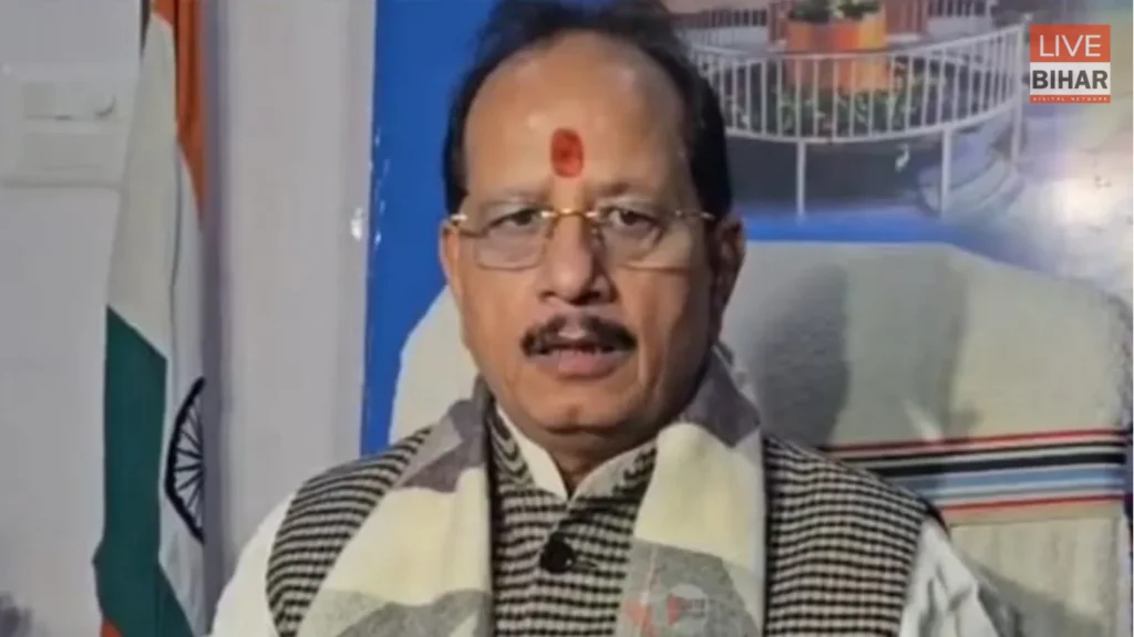 Vijay Kumar Sinha Revenue Order: समान मामलों में समान फैसला अनिवार्य, राजस्व अधिकारियों को उपमुख्यमंत्री का सख्त निर्देश 1