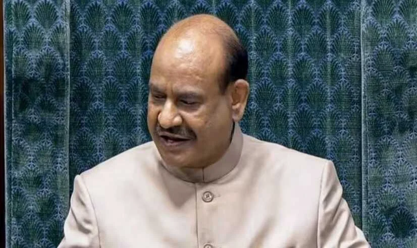 Army Memoir Parliament Row: पूर्व सेना प्रमुख के संस्मरण पर संसद में टकराव क्यों? 4 Army Memoir Parliament Row: पूर्व सेना प्रमुख के संस्मरण पर संसद में टकराव क्यों? 3
