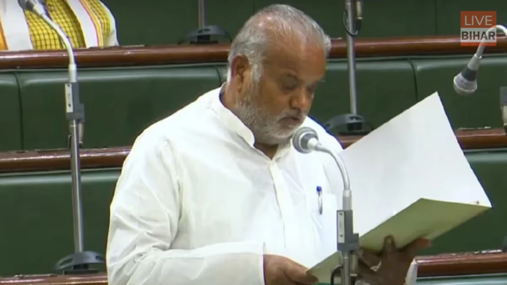 Bihar Assembly EWS Age Limit Issue: बजट सत्र में गरमाया मुद्दा, युवाओं को राहत पर सरकार ने क्यों खींचे हाथ? 2 Bihar Assembly EWS Age Limit Issue: बजट सत्र में गरमाया मुद्दा, युवाओं को राहत पर सरकार ने क्यों खींचे हाथ? 1