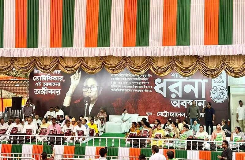 West Bengal Politics: धरना राजनीति और आरोपों के बीच ममता बनर्जी की सरकार पर बढ़ती चुनौतियां 2