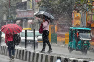 बिहार में बदलता मौसम और बारिश का दृश्य