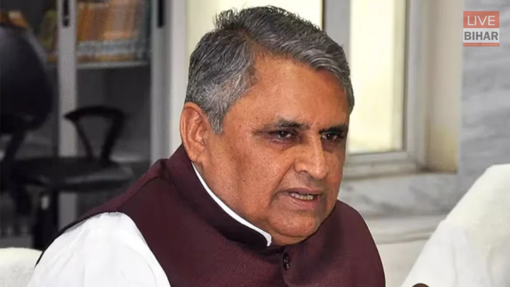 Bihar Politics Update: सुपौल में समृद्धि यात्रा के दौरान नीतीश कुमार को लेकर मंत्री विजय चौधरी का बड़ा बयान 2 Bihar Politics Update: सुपौल में समृद्धि यात्रा के दौरान नीतीश कुमार को लेकर मंत्री विजय चौधरी का बड़ा बयान 1